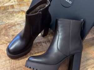 Ботильоны кожаные Pinko Clara PINKO_TEMP