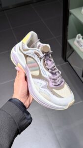 Кроссовки женские 2 3 Gucci