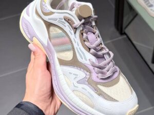 Кроссовки женские 2 3 Gucci