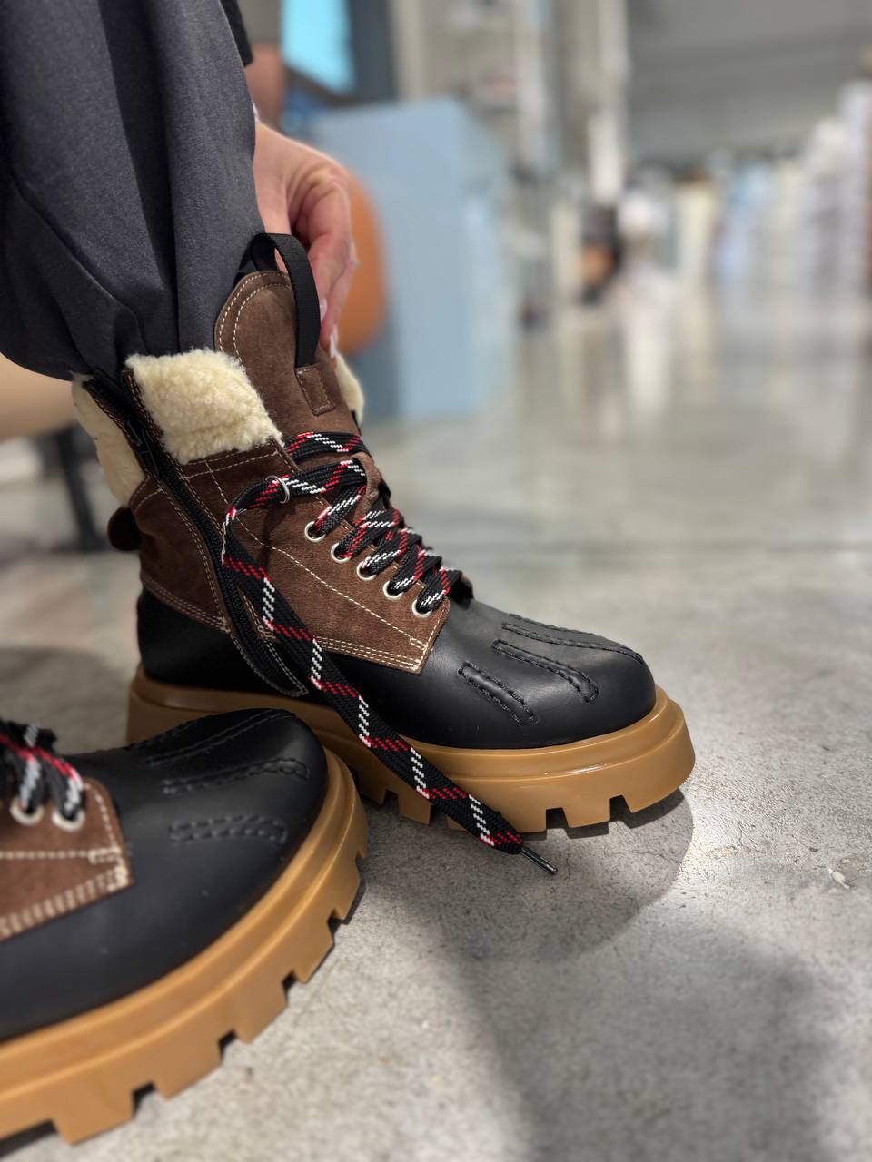Ботинки женские Dsquared2 MONTELPARE_TEMP