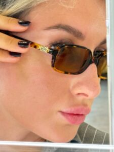 Очки солнцезащитные Miu Miu