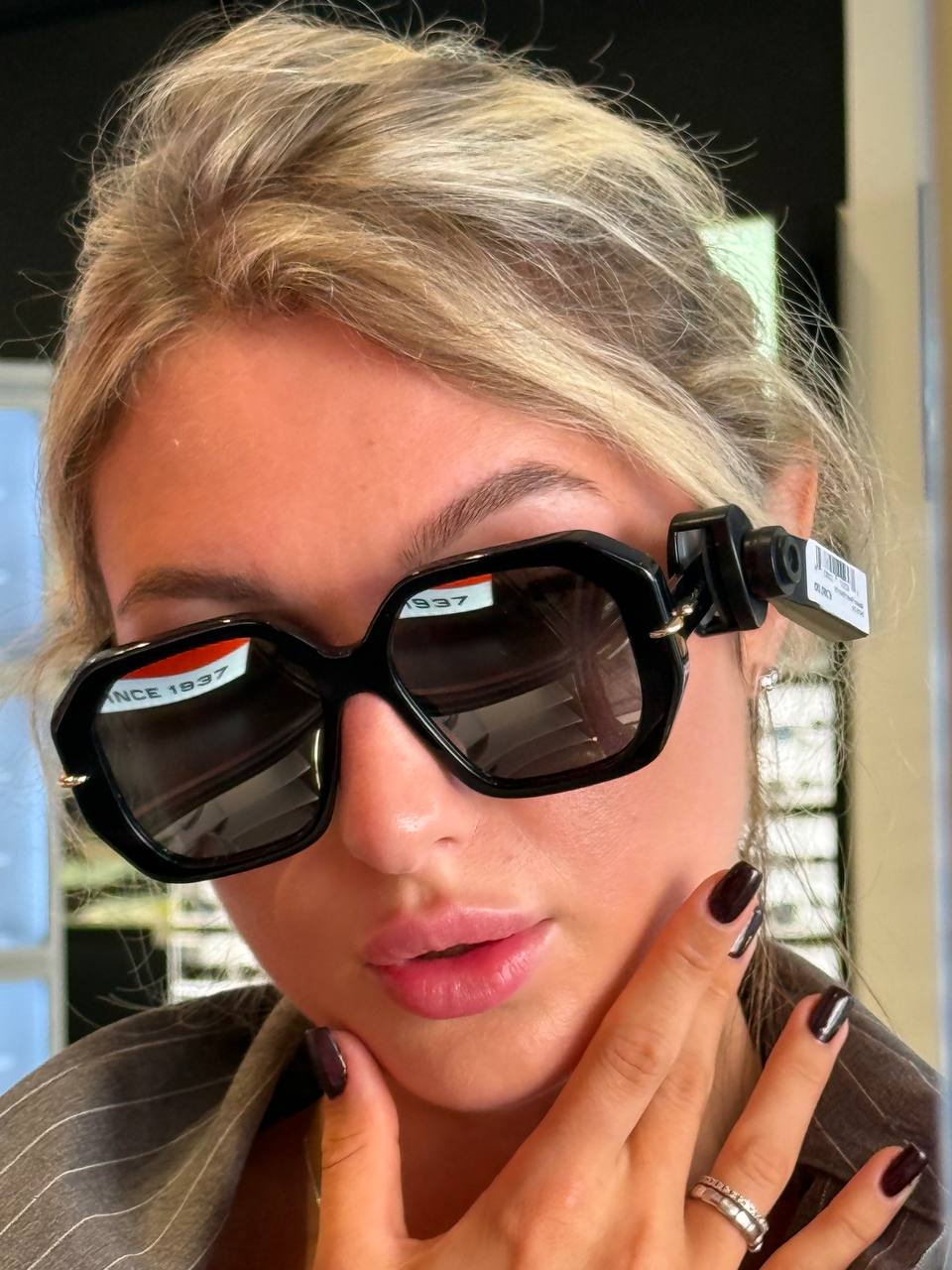 Солнцезащитные очки Fendi