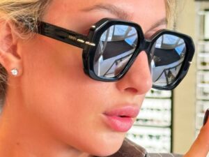 Солнцезащитные очки Fendi