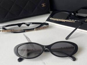 Солнцезащитные очки Chanel 2