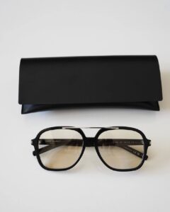 Очки солнцезащитные Saint Laurent
