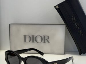Очки солнцезащитные Christian Dior 2