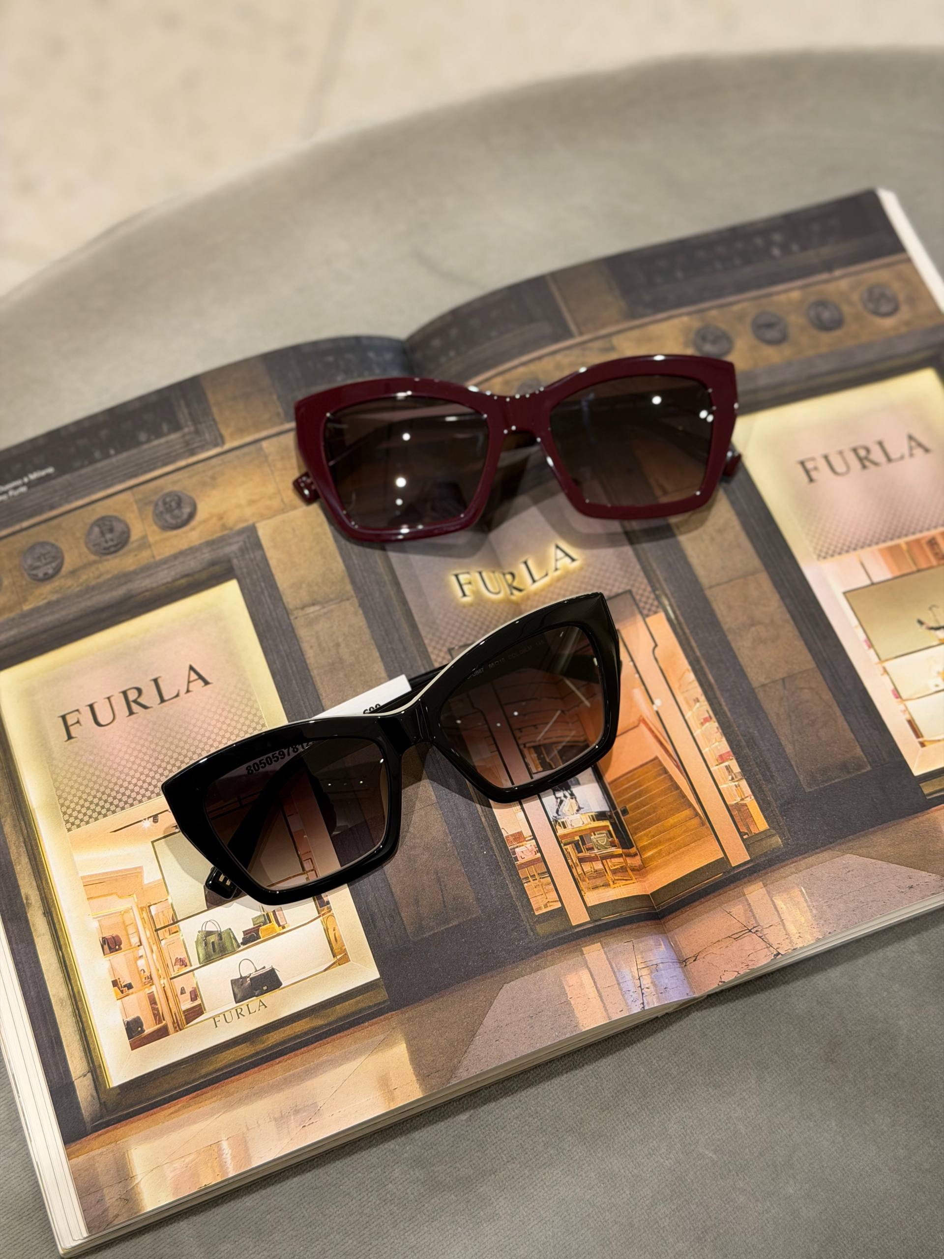 Очки солнцезащитные Furla