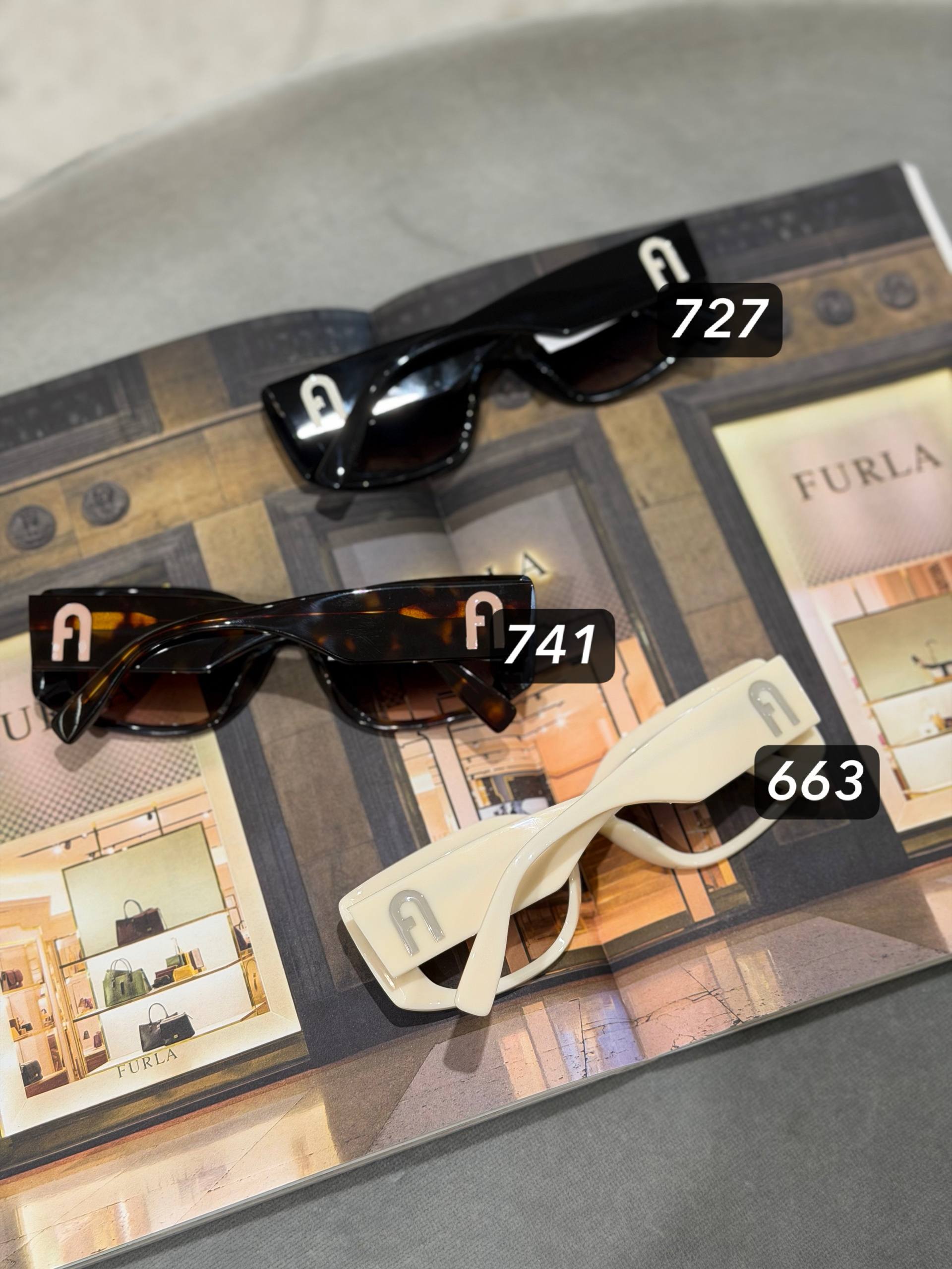 Очки солнцезащитные 2 3 Furla