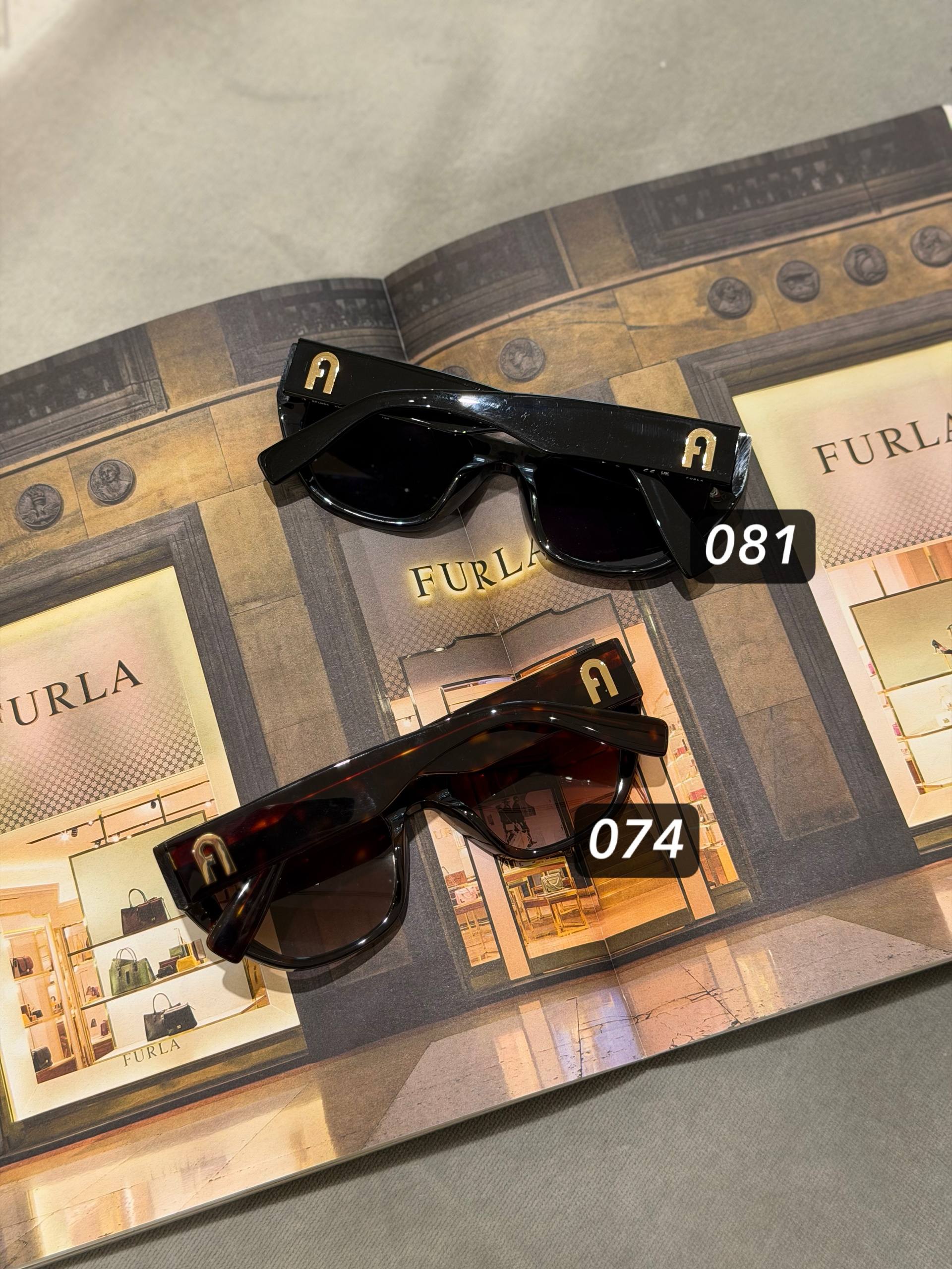 Солнцезащитные очки 2 Furla