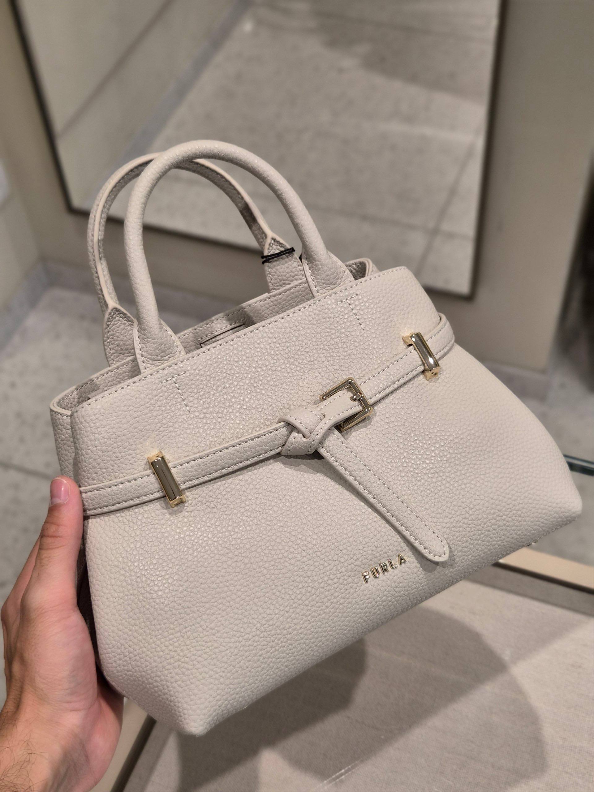 Кожаная сумка Furla