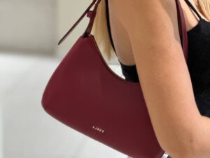 Кожаная сумка Furla