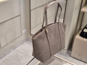 Кожаная сумка-тоут Furla